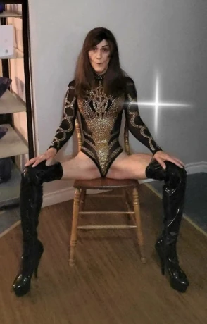 Selena Diamond