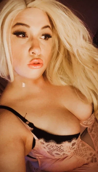 Tiffany Dollfacexo