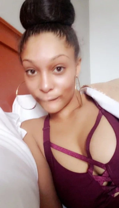 Brielle goldfinger